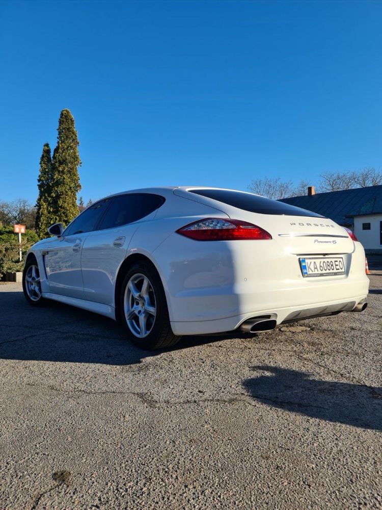 Porsche Panamera 2012 970 3,6L Бензин