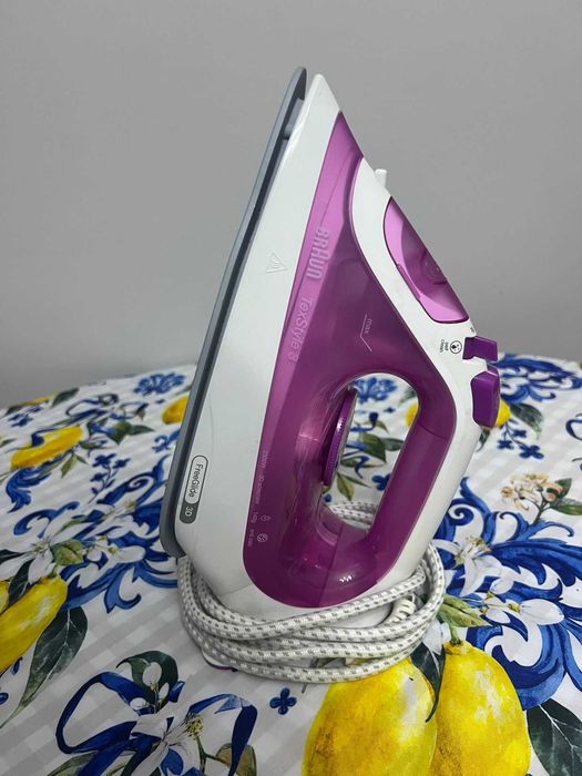 Ferro de engomar Braun TexStyle 3 – 2400W