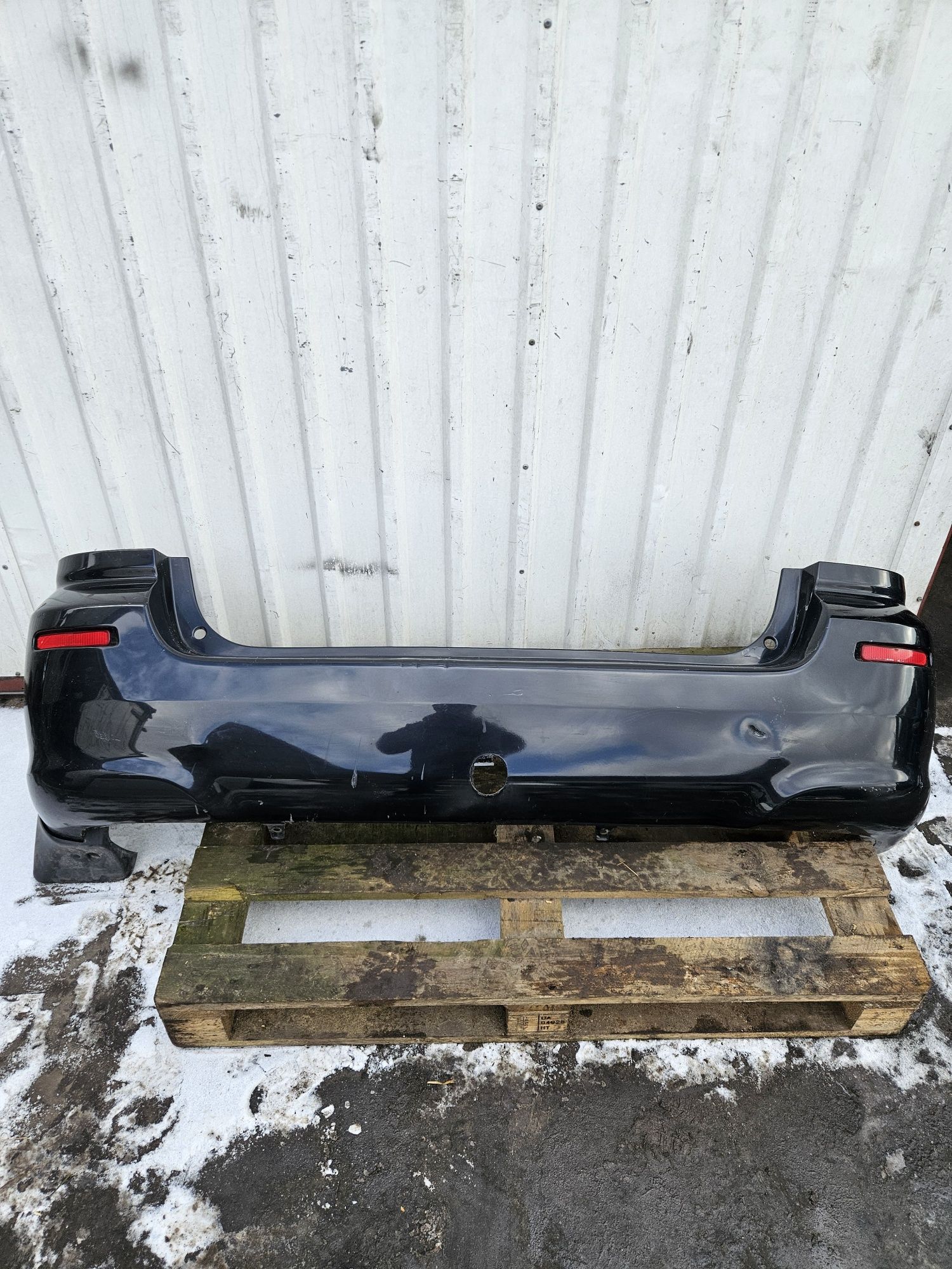 Zderzak tył Toyota Corolla Verso kolor 209