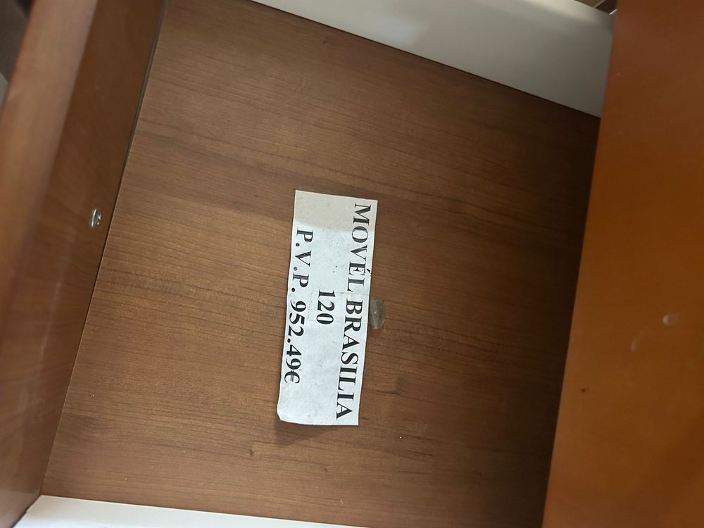 Vendo móvel de casa de banho novo