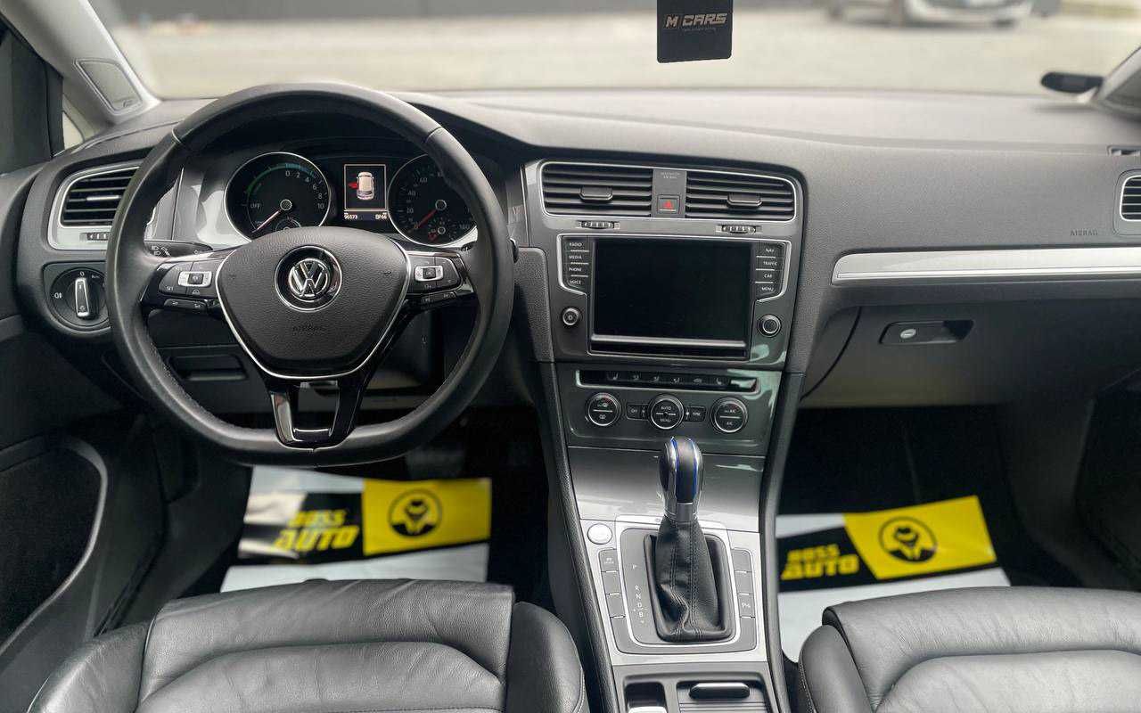 Volkswagen e-Golf 2016