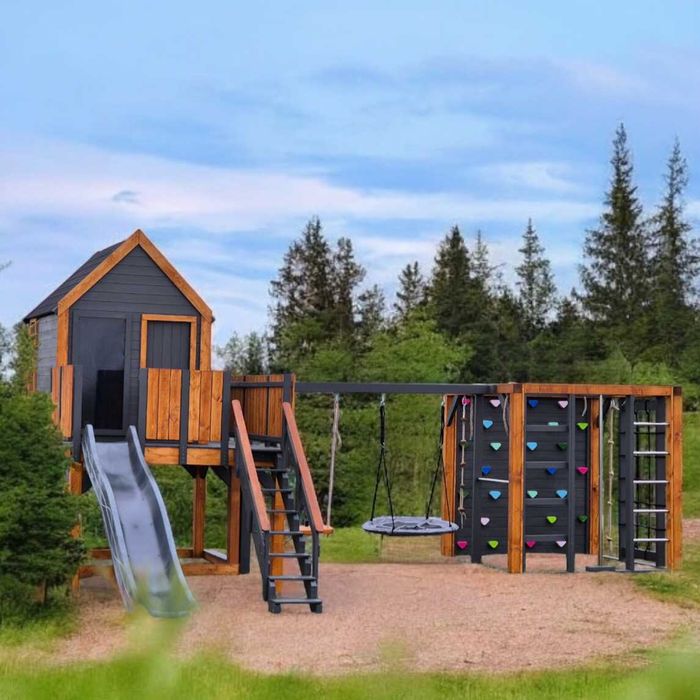 Największa "stodoła" z oferty, małpi gaj z huśtawkami, plac zabaw