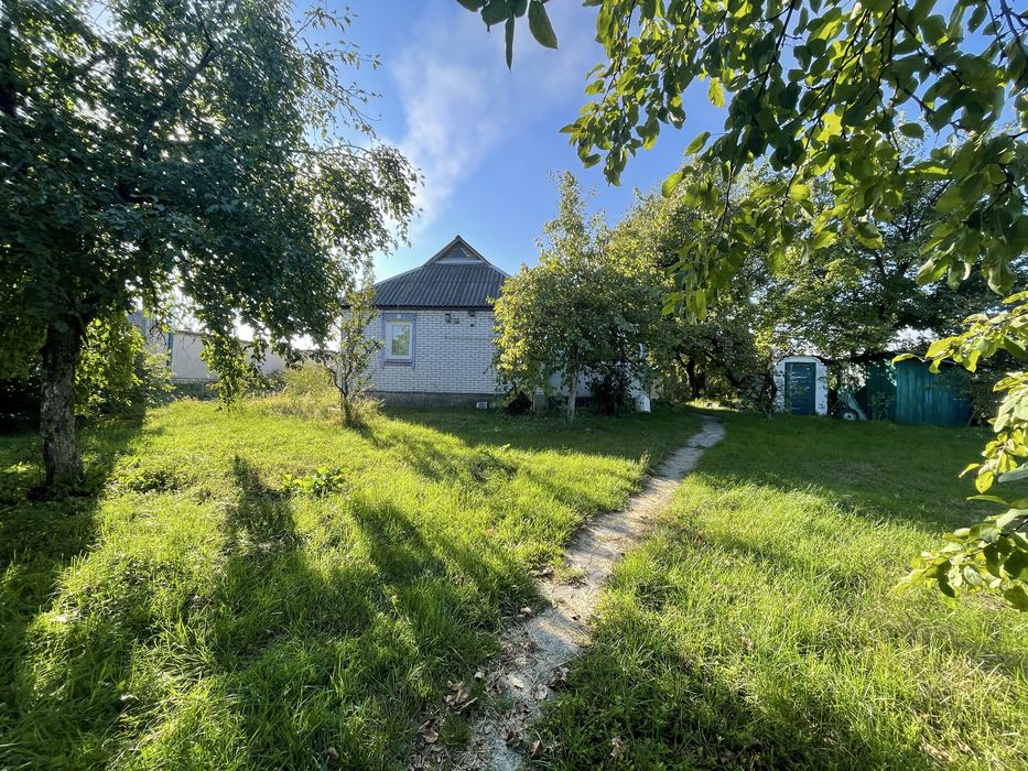 Продаж будинку з виходом до води. м. Українка