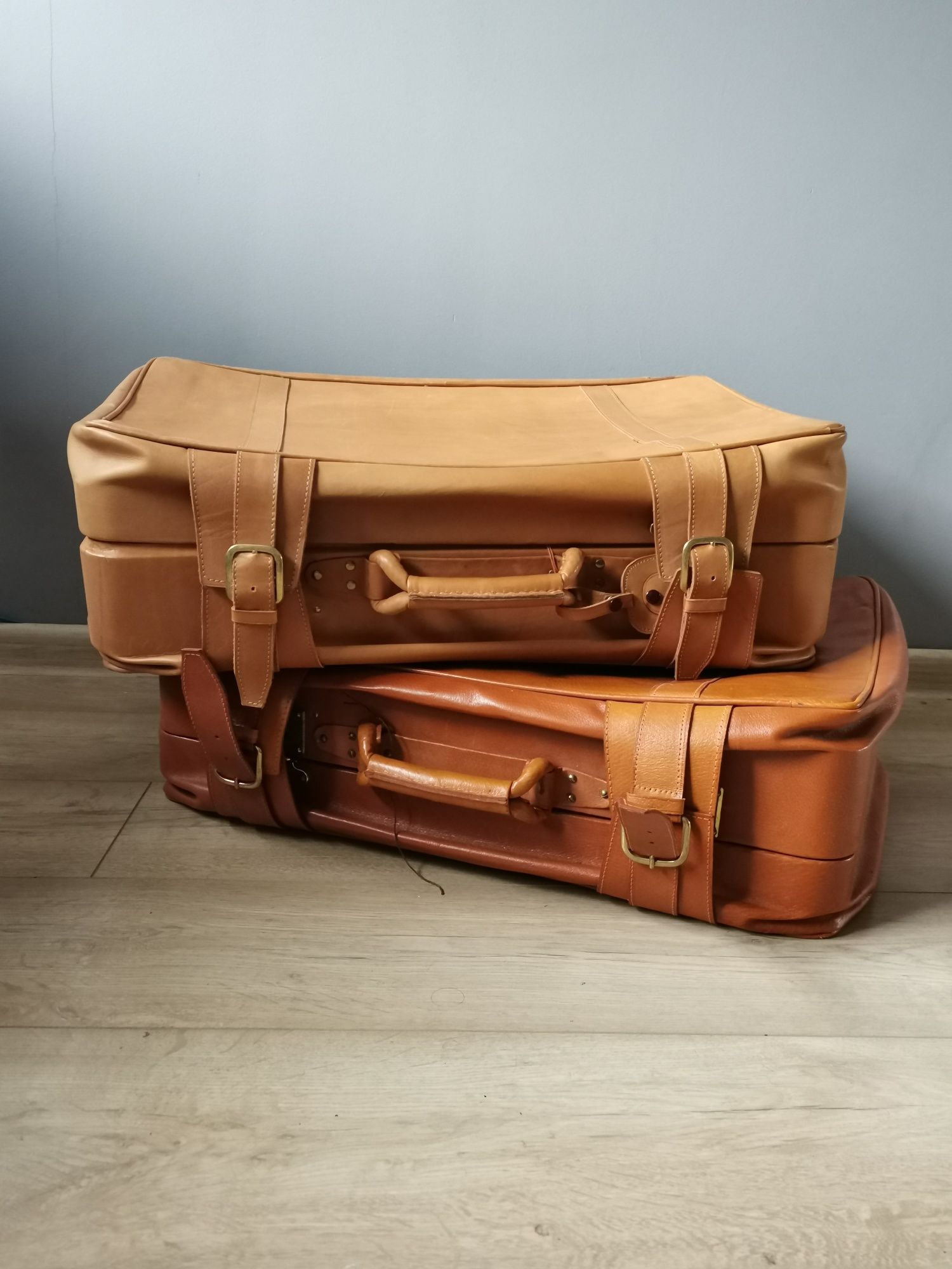Skórzana walizka