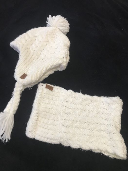 Шапка и хомут h&m  на девочку