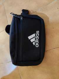 Bolsa adidas preta