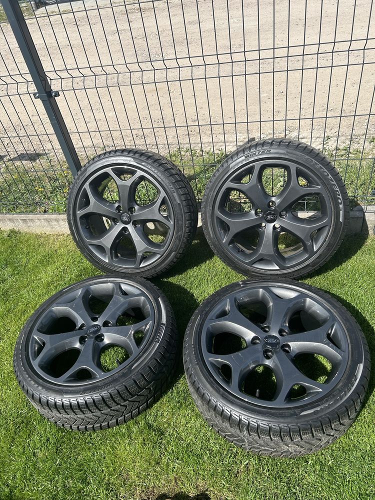 Koła Ford Focus mk3 st 5x108 235/40 R18 8jx18H2 ET55 Pirelli Sottozero