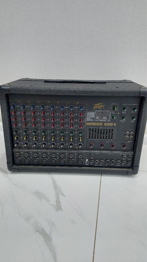 Peavey XRD-680s музыкальный активный микшерский пульт