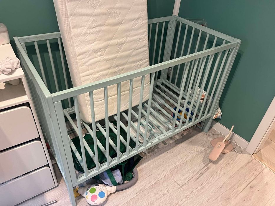 Oddam łozeczko z materacem