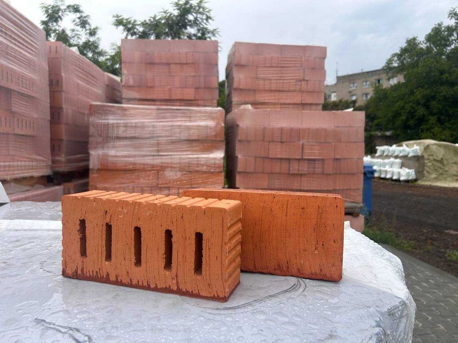 Цегла Мукачево М-200 – високоміцна будівельна цегла!