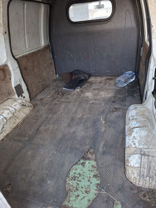 Nissan vanette para peças