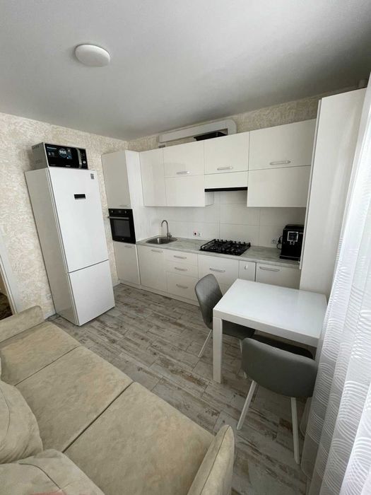 Терміновий продаж. БЕЗ КОМІСІЙ, з меблями та технікою Озерна.