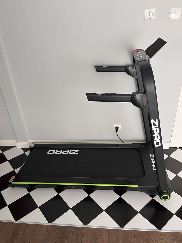 Bieżnia treningowa LCD składana Jogger – Zipro