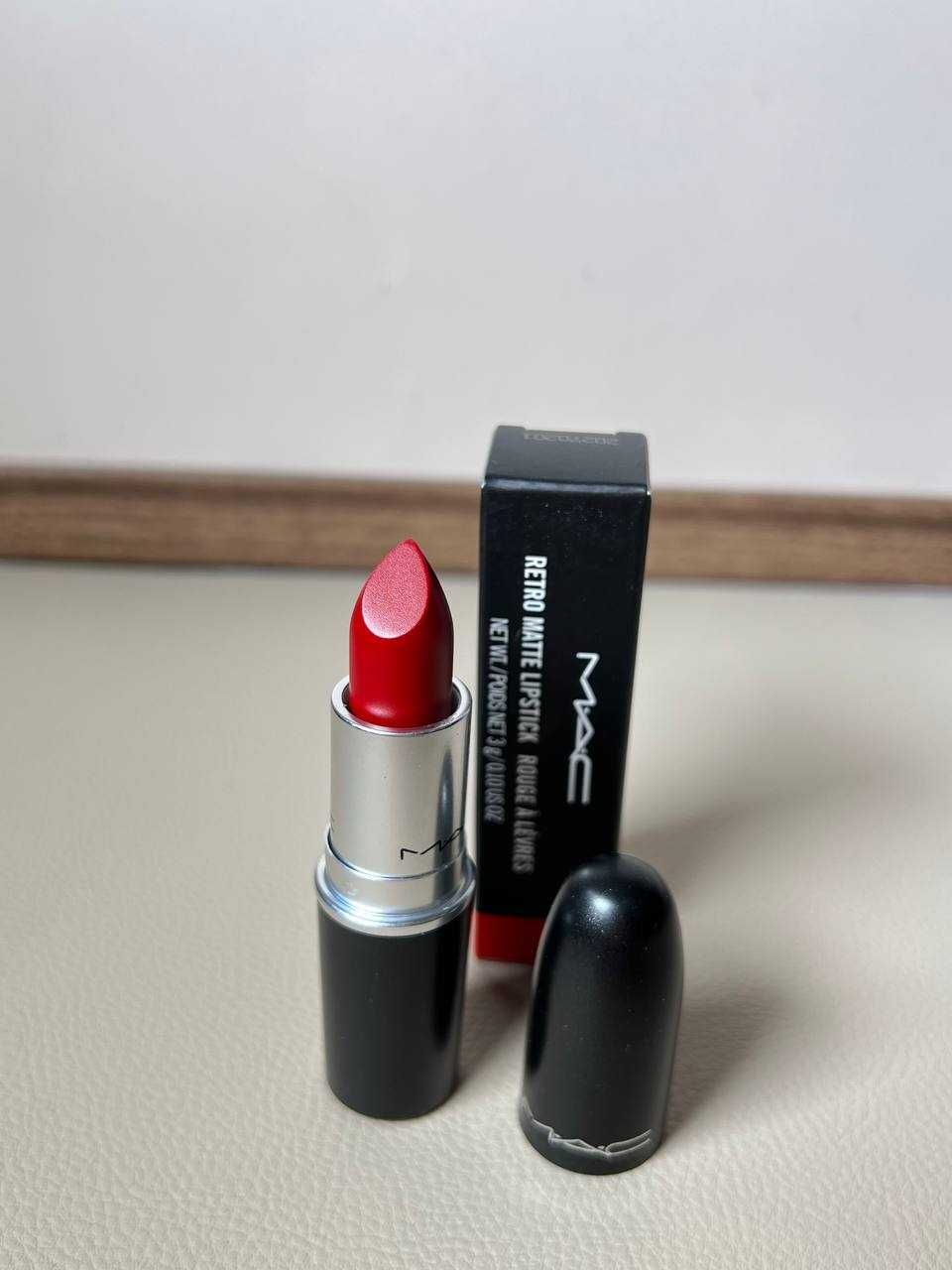 Помада для губ MAC Retro Matte