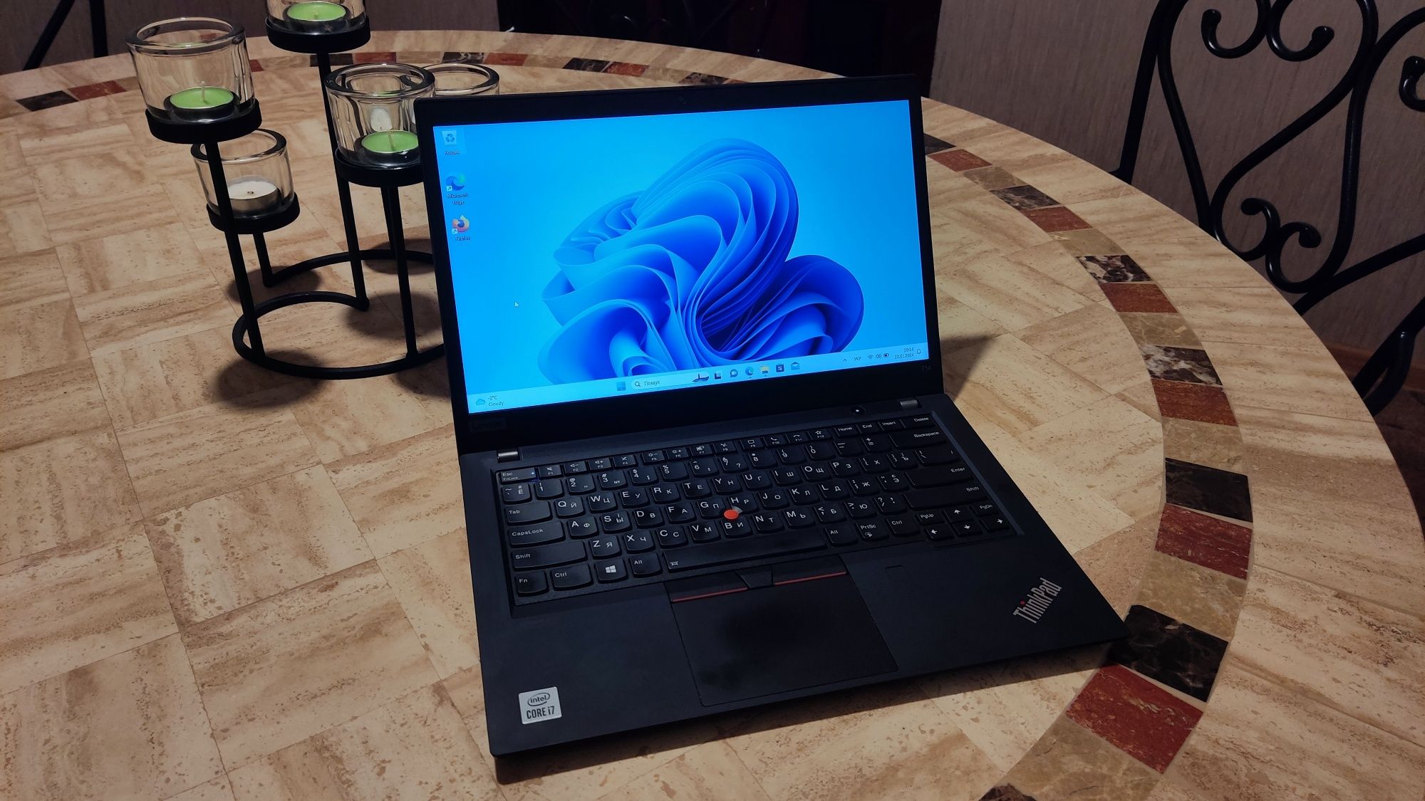 Продам Lenovo  ThinkPad t14 (i7,  32 Gb, 512 ssd)