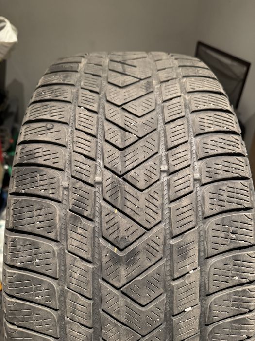 Pirelli scorpion 285/45 r20
