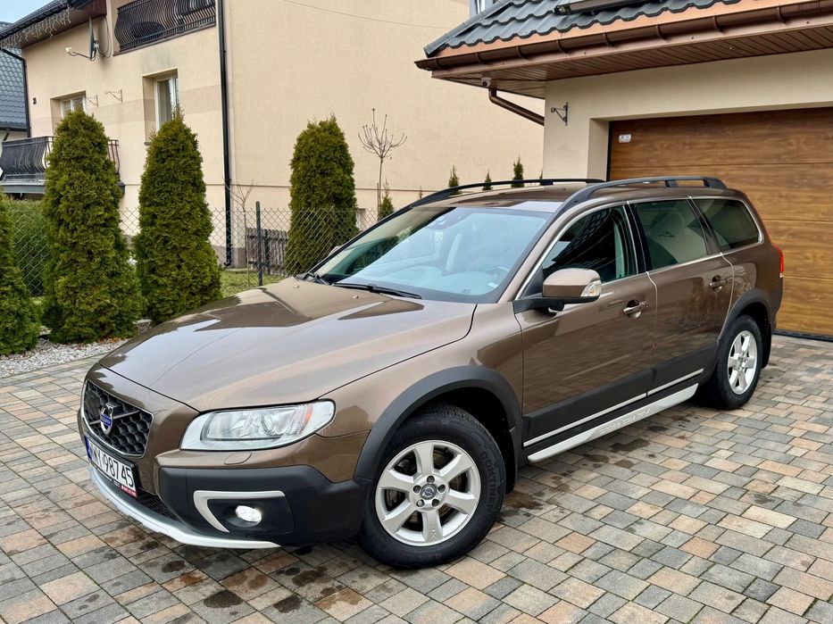 Volvo XC 70 D4 181KM Manual NAVI Kamera Ksenon Pierwszy wlaściciel Fabryczny lakie