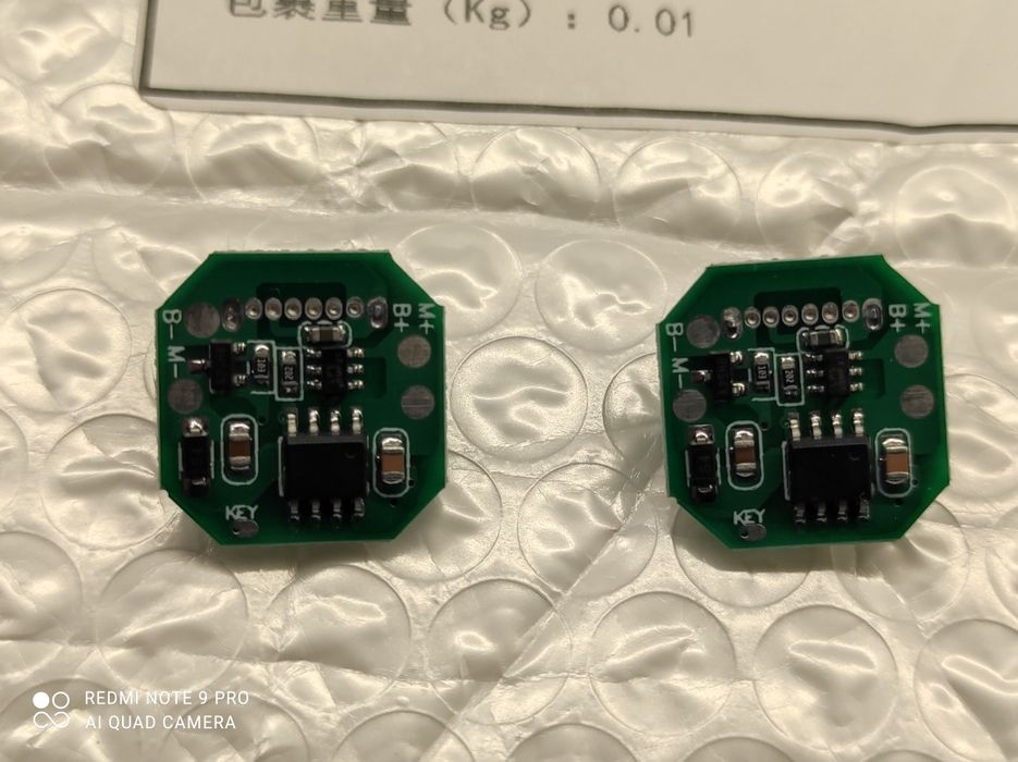 Плата зарядки ліхтарика