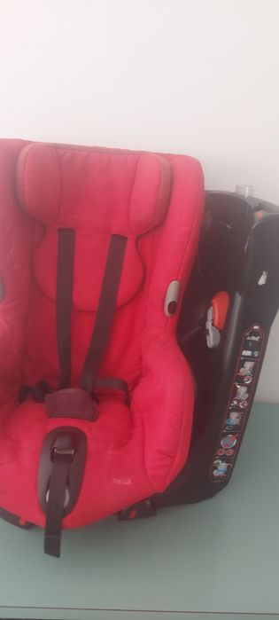 Vendo cadeirinha para o carro rotativa  tudo ok