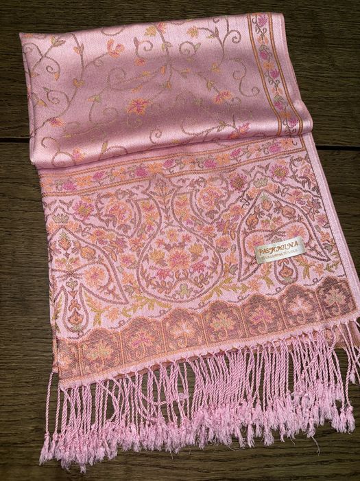 Jasnorozowy kaszmirowy szal 70% Kaszmir 30% Jedwab