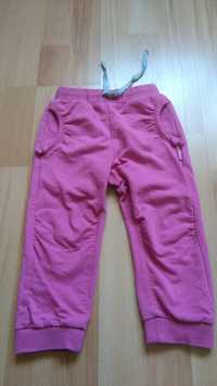Zestaw 4 szt. Spodnie dresowe coccodrillo roz. 86 + leginsy