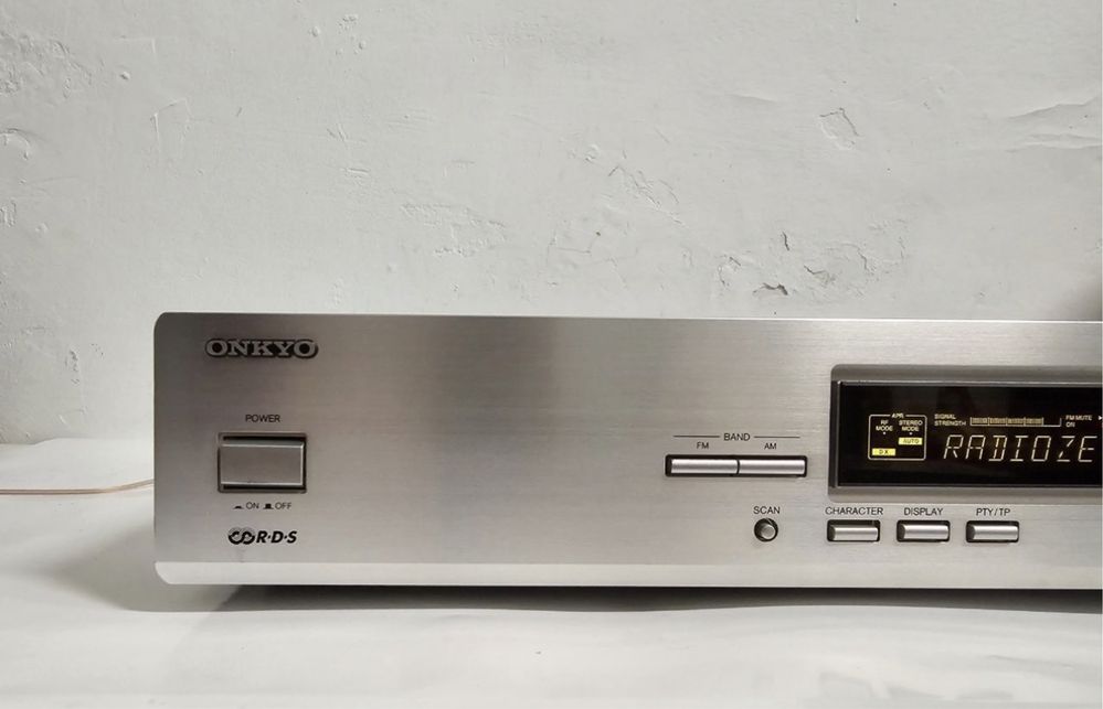 Am/Fm Tuner Onkyo T-4211