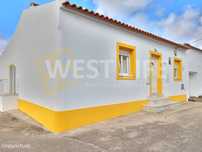 Moradia Térrea T3 - Traça Típica - Terraço com 66m2 e excelente exp...