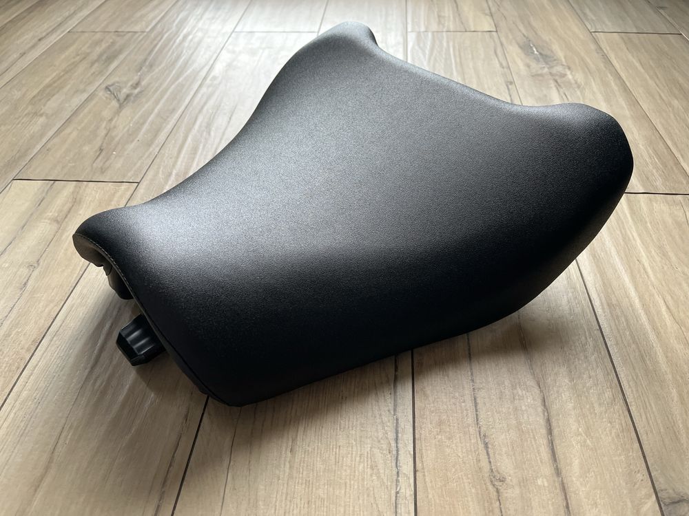 Kanapa do Yamaha Tracer 9