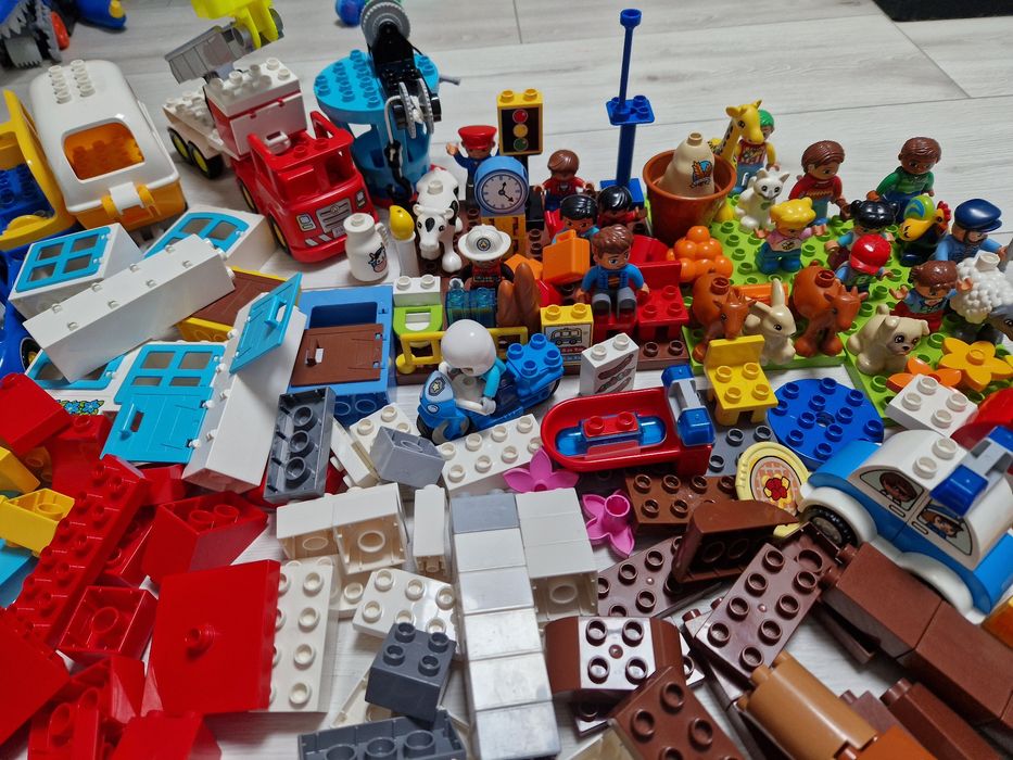 Lego duplo mega zestaw. 9 zestawów lego
