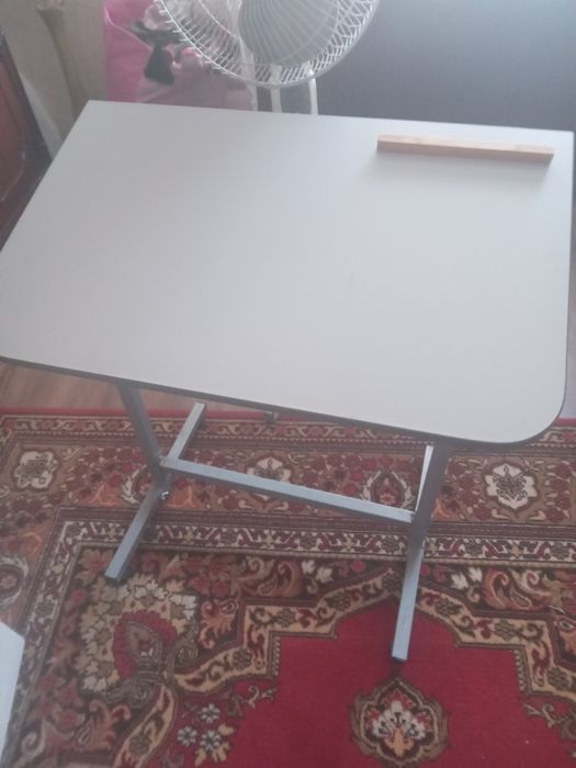 Парта для школяра.