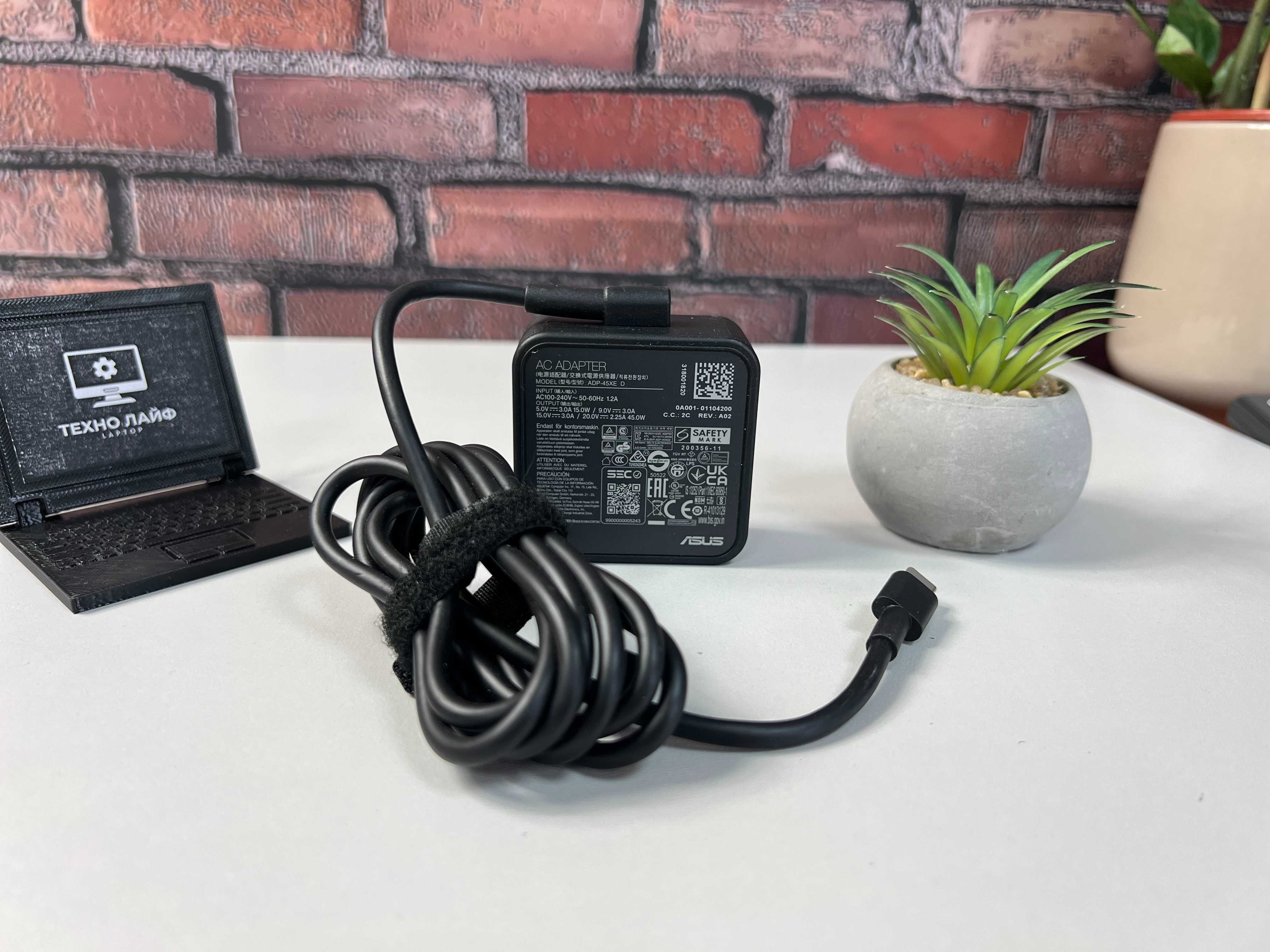 Оригінальний блок живлення  Asus Type-C -45W 20v-2.25A