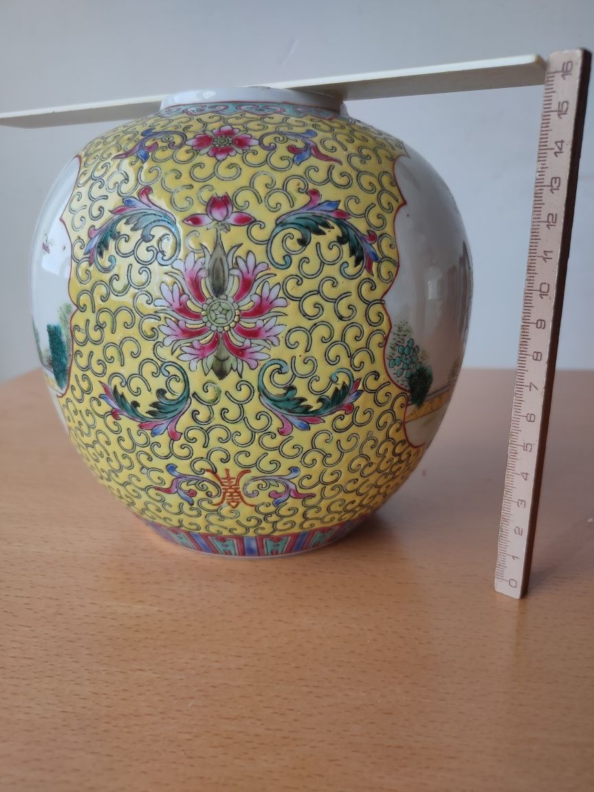 Conjunto de potes chineses.