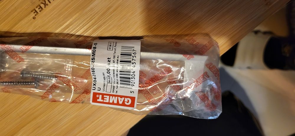 Uchwyt do szafki