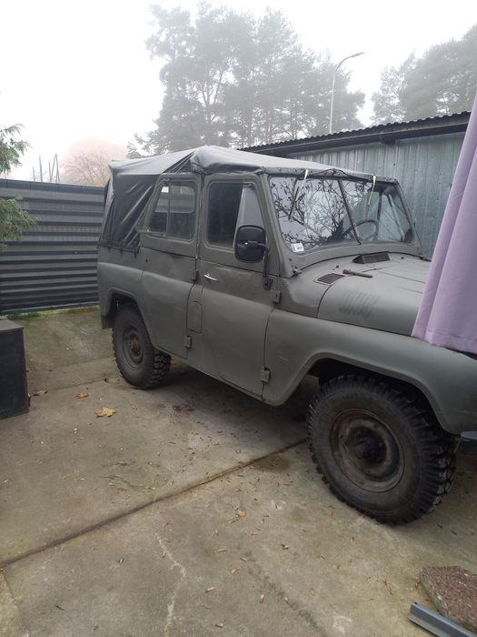 Samochod Uaz 469B