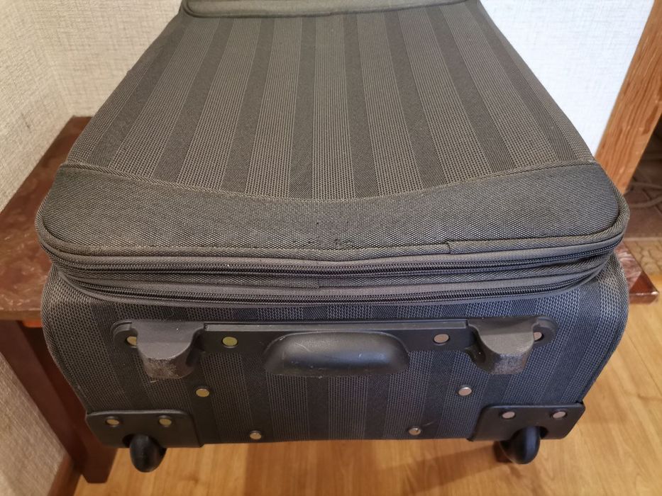 Enrico 63см валіза середня чемодан средний купить в Украине