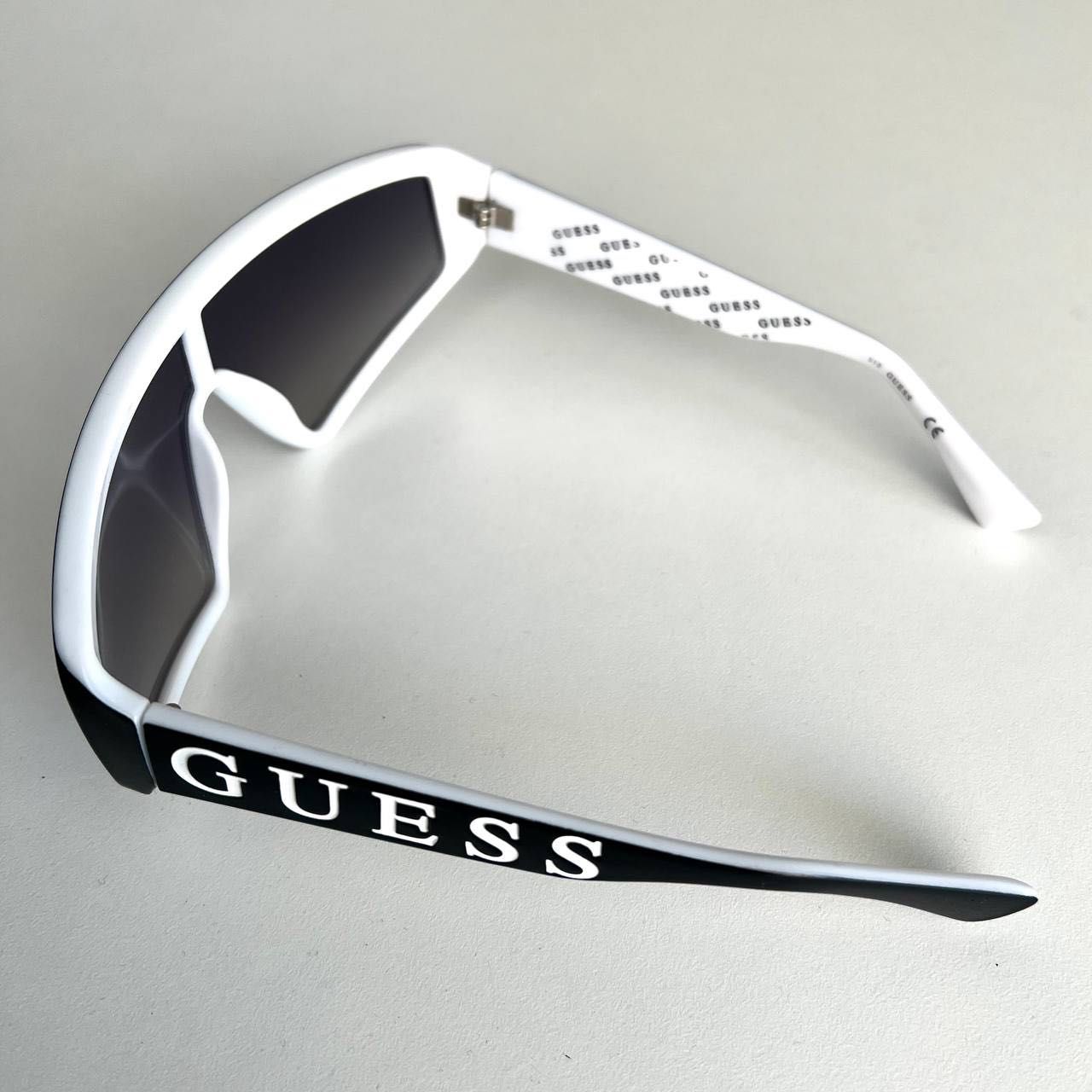 Okulary Guess GU7695-S