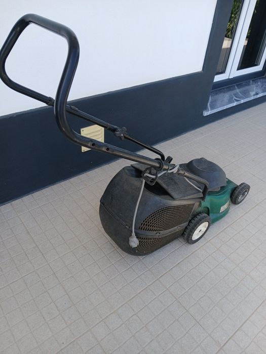 Maquina cortar relva