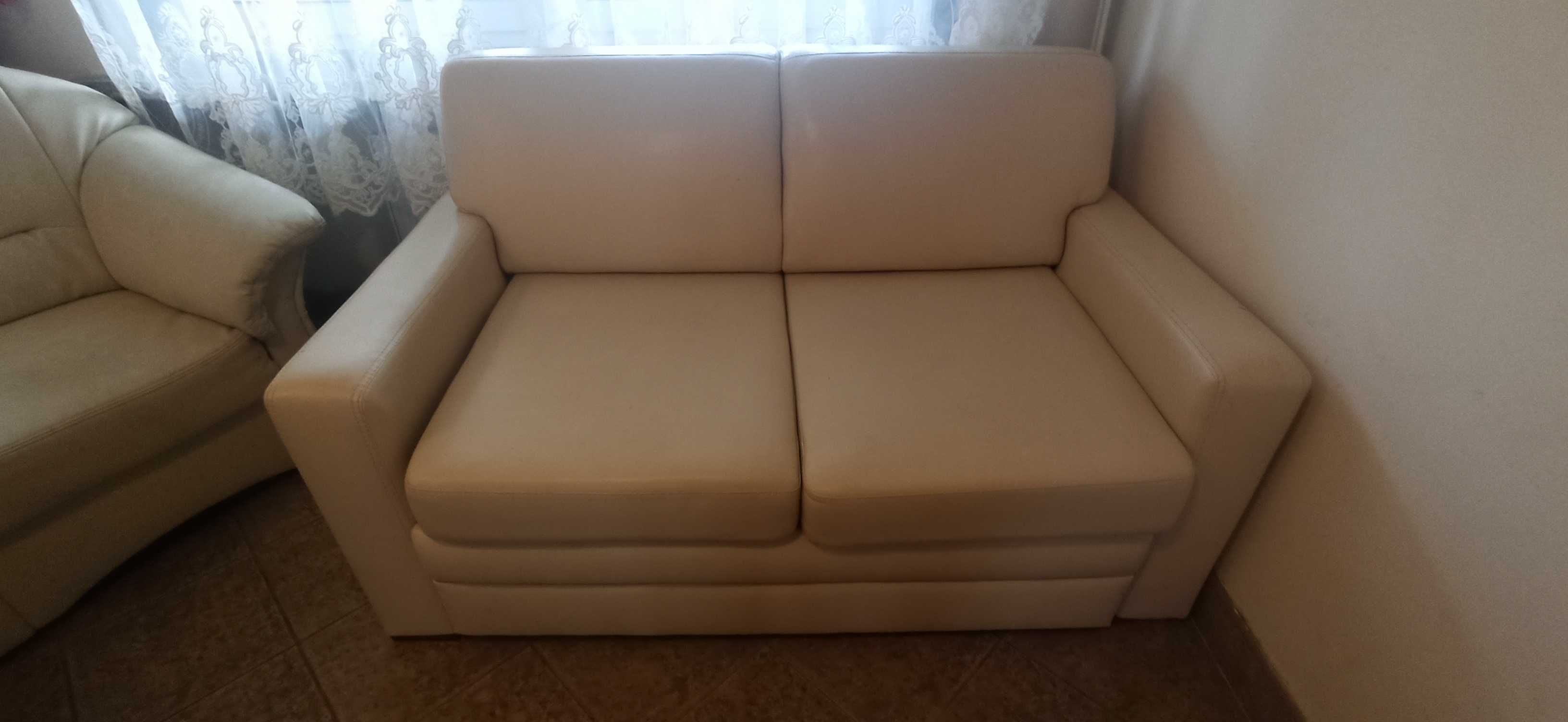 Komplet wypoczynkowy, fotele ecru