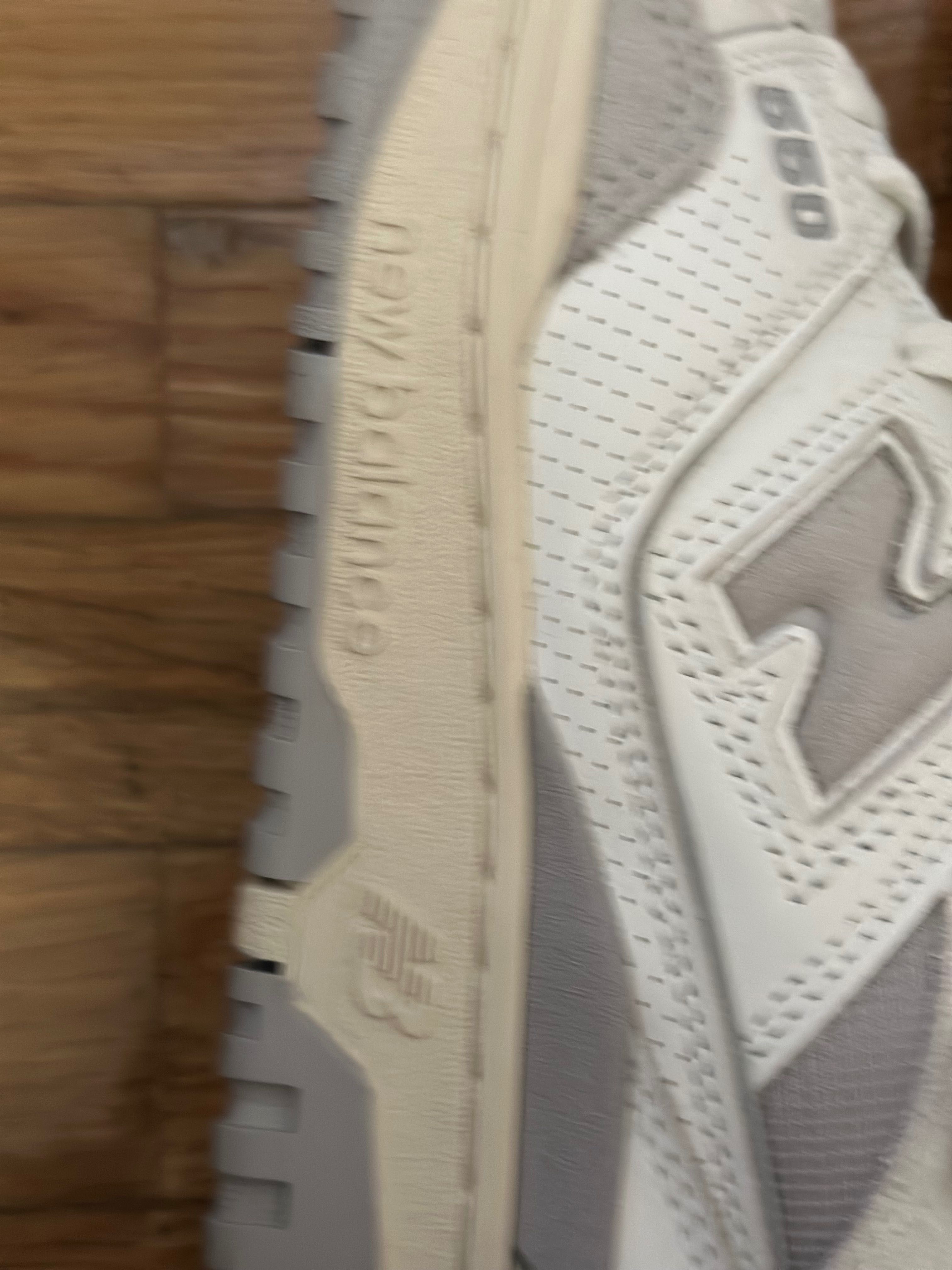 New Balance 550 cinzentas