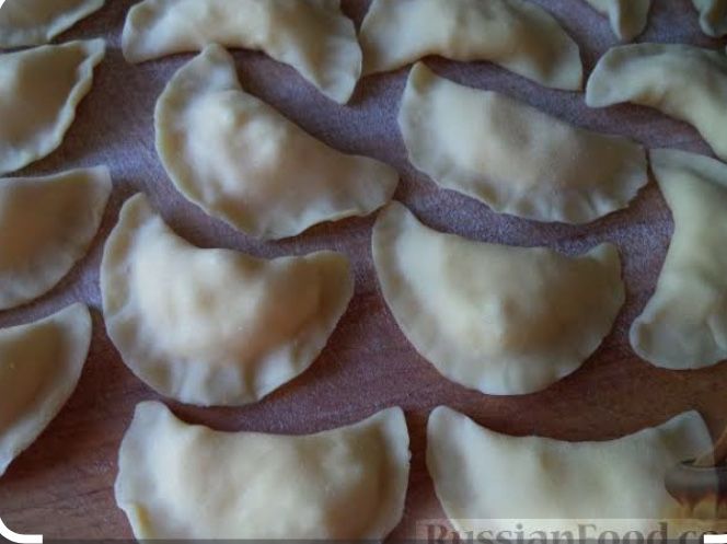 Domowe pierogi ,  pielmeni , uszka