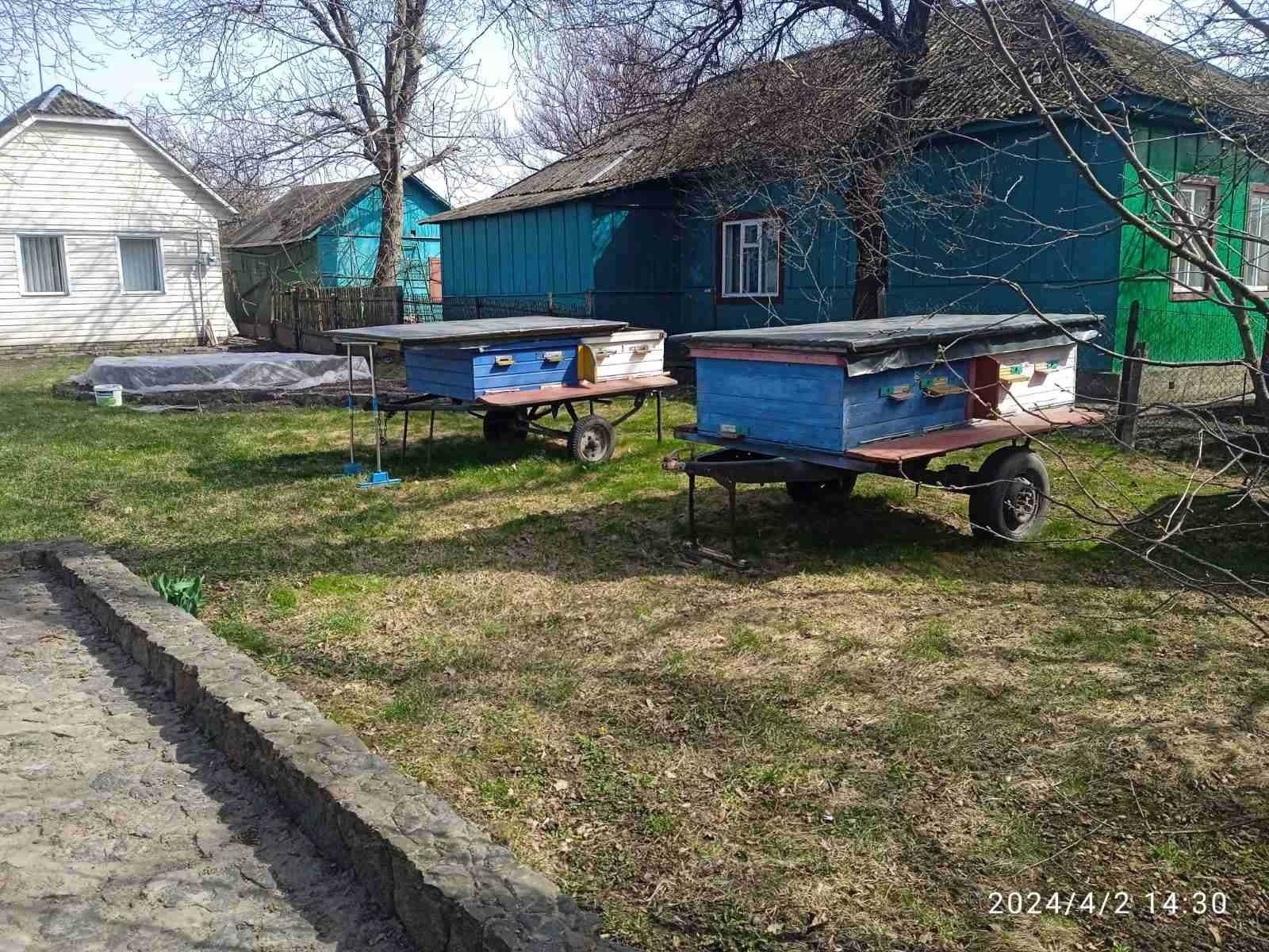 Продам прицеп на четыре пчёлосемьи