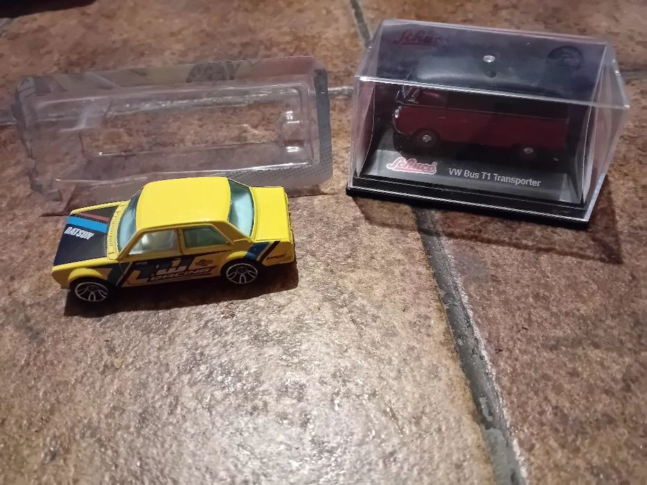 Miniaturas Datsun Bluebird, Hot Wheels + Vw Pão forma,  Schuco