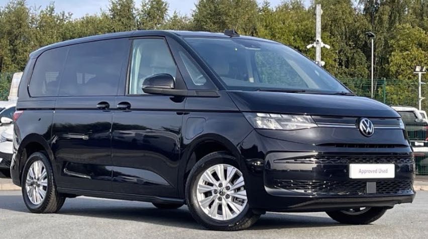 VW MULTIVAN T7 1.4 eHybrid Longa das poucas com condução Autónoma