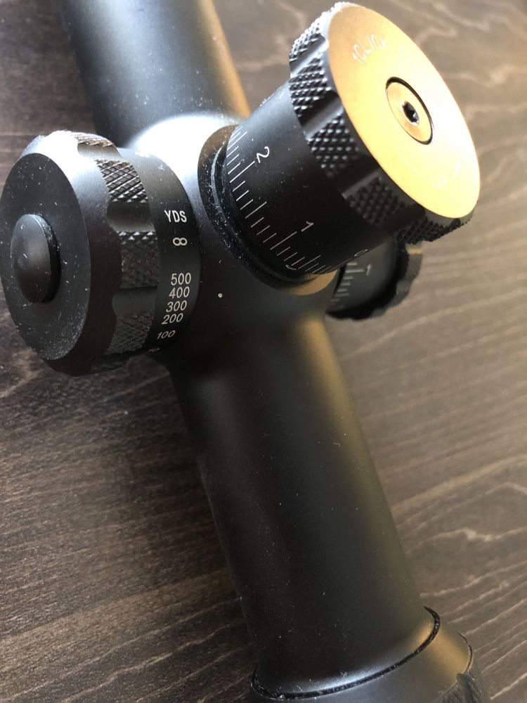 Потужний приціл Mueller 8-32×44 Side Focus Target Dot 30 mm з крепіжем