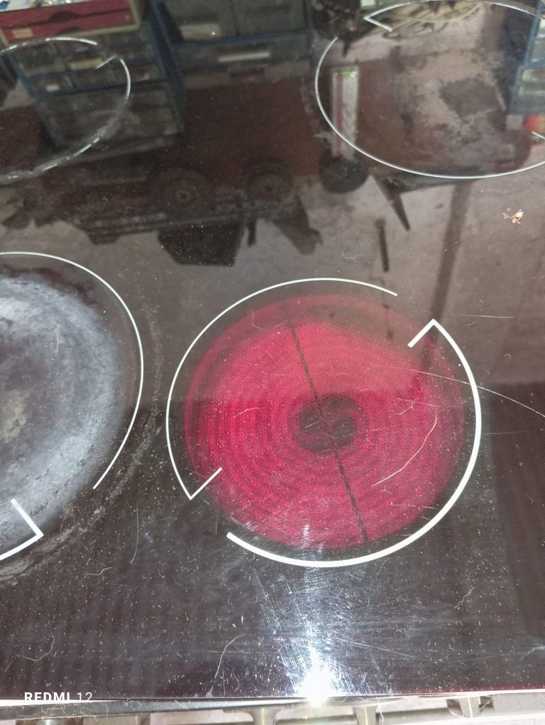 Placa  vitoceramica e forno