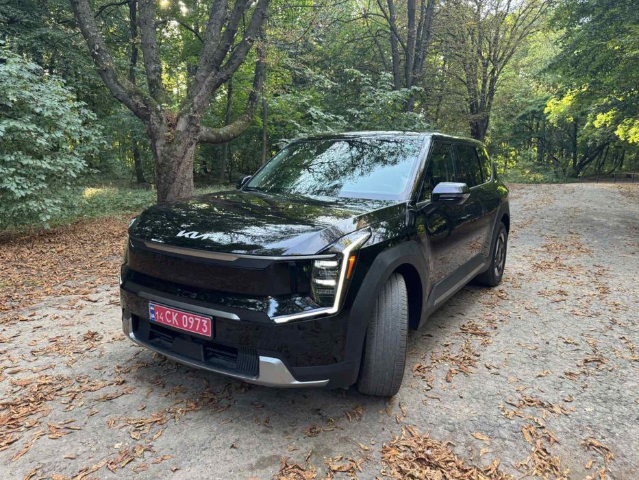 Kia EV9 електромобіль