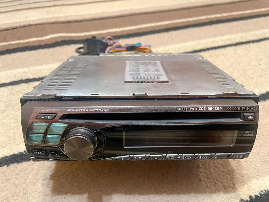 Автомагнитола Alpine CDE-9845RR |