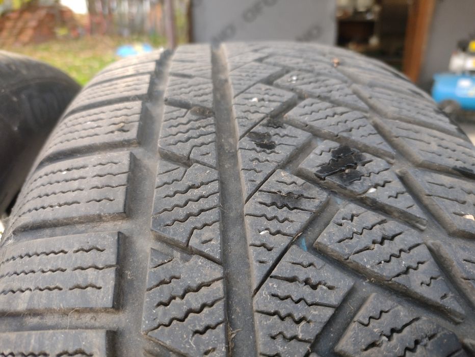 Opony zimowe Continental 235/55 r19