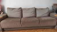 Sofa rozkładana brązowa z poduszkami