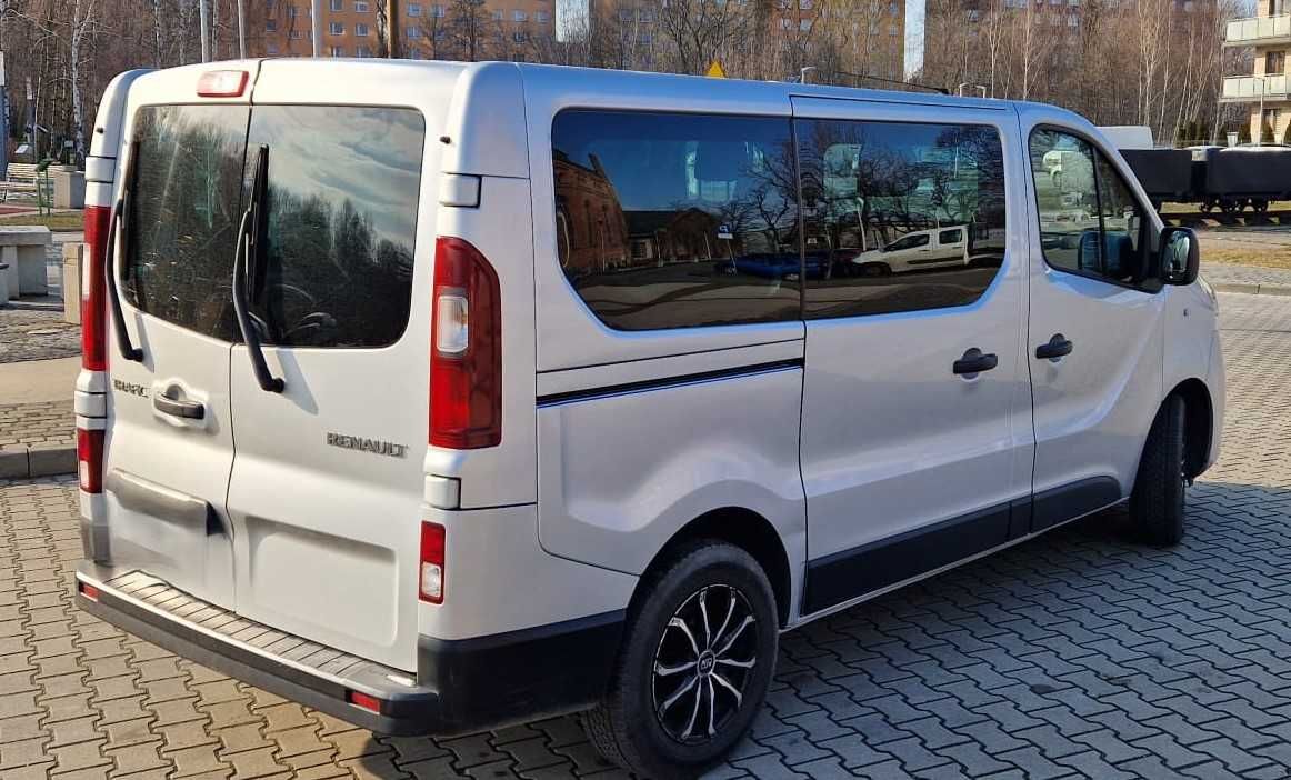 Renault Trafic Bus